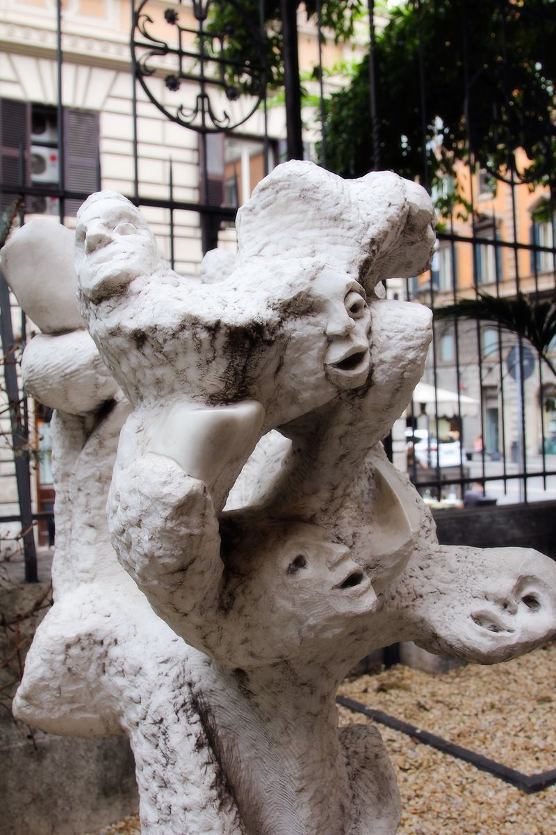 IMG_9776 sculpture in rome 4x6 IMG_9776 sculpture in rome 4x6